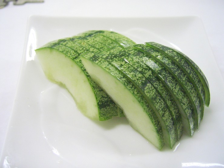 瓜あさづけ（青しま瓜）皿盛り